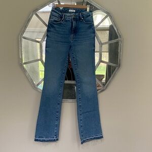 Good American Straight-Leg High-Rise Jeans in Medium Blue